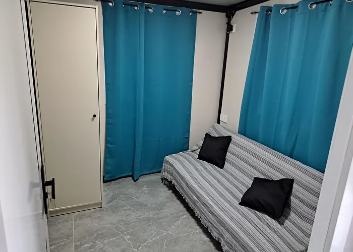 펜션 Krisanto White